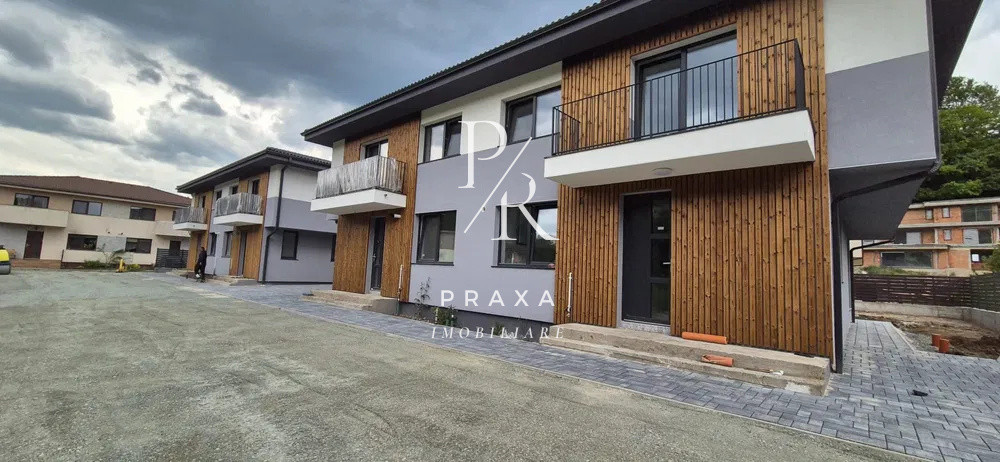 Casa duplex, semifinisata, 120 mp utili, teren 250, zona Tautiului!