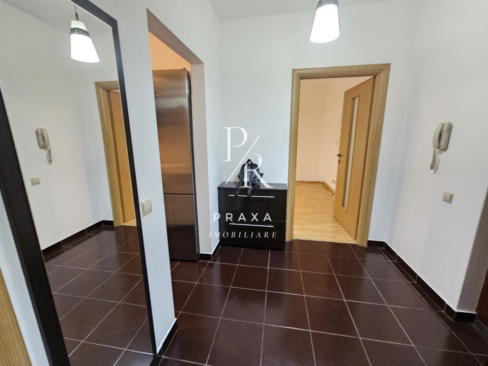 Apartament 2 camere decomandate, 54 mp, parter inalt, 2 parcari, zona Terra!