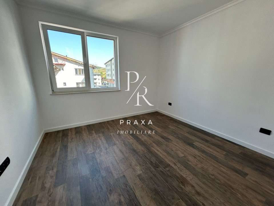 Apartament de 3 camere, semidecomandat , 62 MP, Finisat