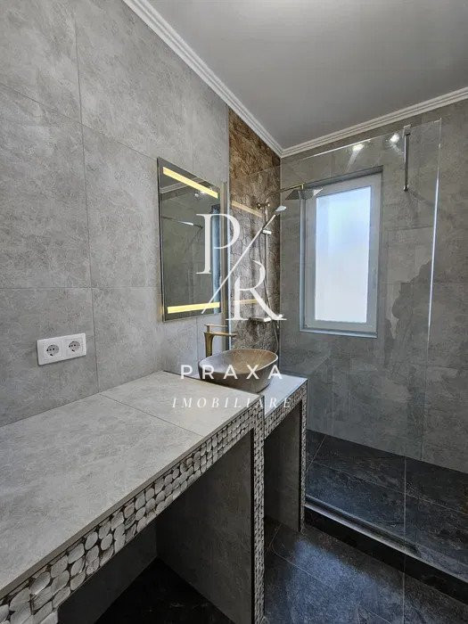 Ap  2 camere, 50 mp , finisat, et 2, parcare optional, zona strazii Fagului 