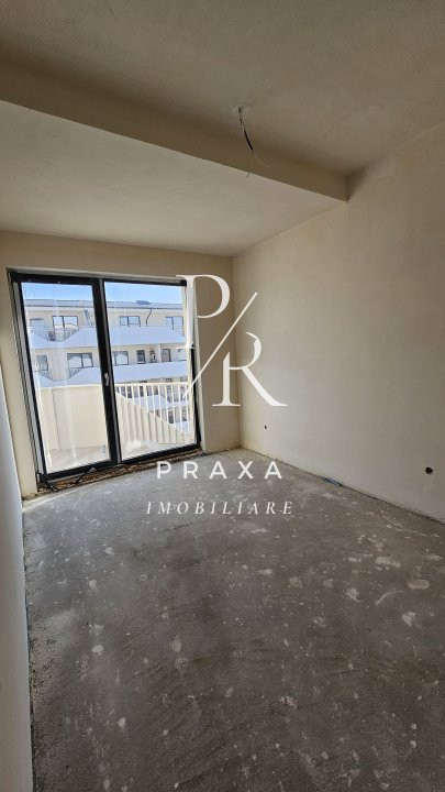 Apartament 2 camere, semifinisat, parcare,balcon, bloc cu lift, zona Eroilor