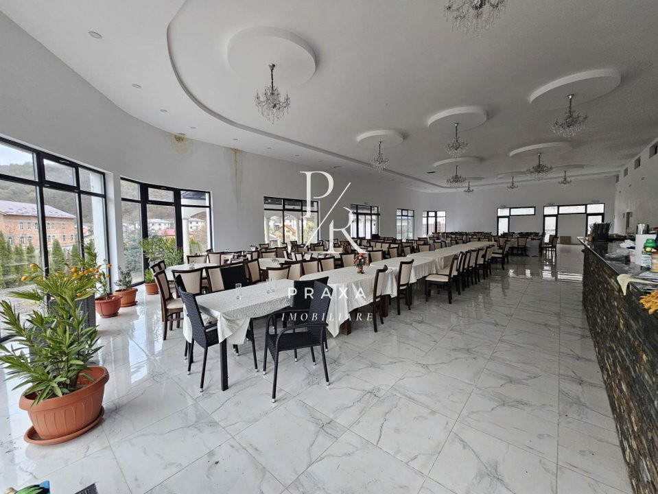 EXCLUSIVITATE! Teren de vanzare, 5.000 mp+ Restaurant mobilat si utilat!