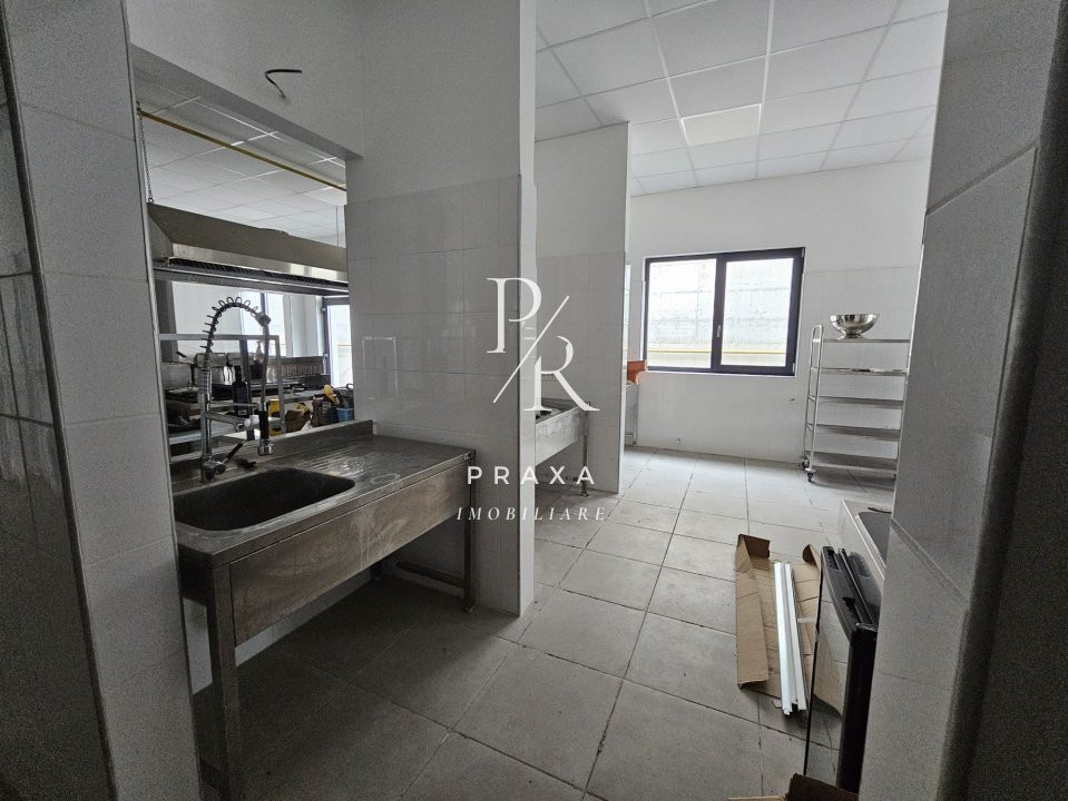 EXCLUSIVITATE! Teren de vanzare, 5.000 mp+ Restaurant mobilat si utilat!