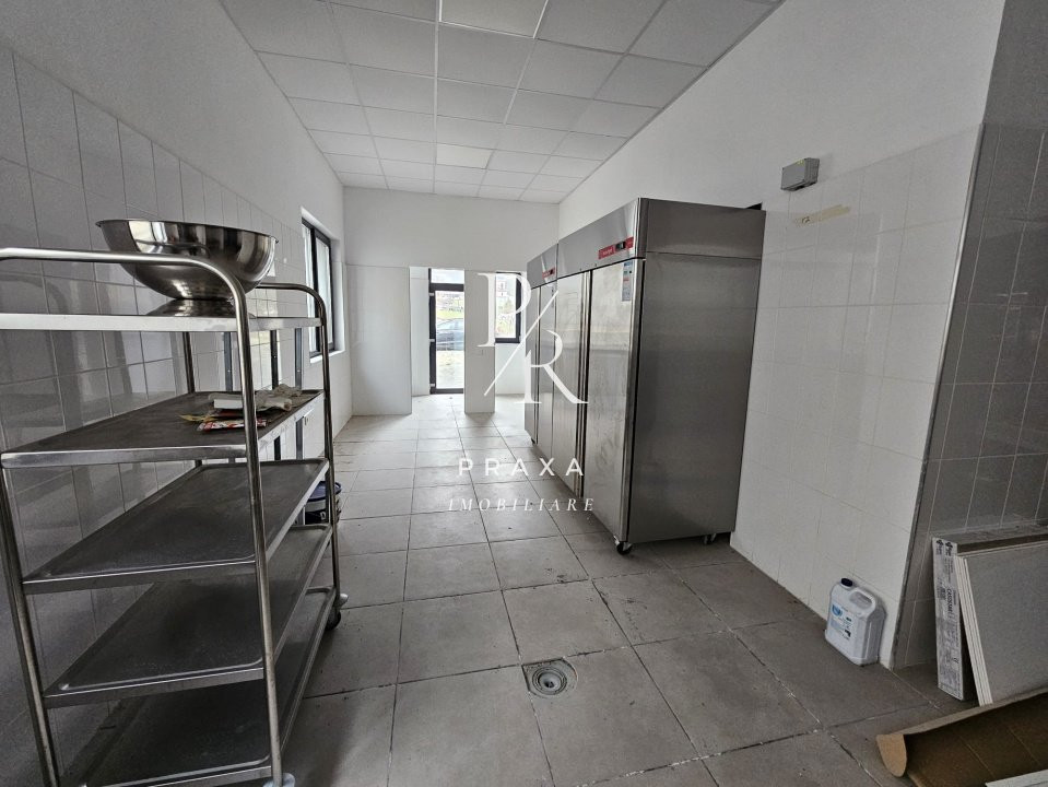 EXCLUSIVITATE! Teren de vanzare, 5.000 mp+ Restaurant mobilat si utilat!