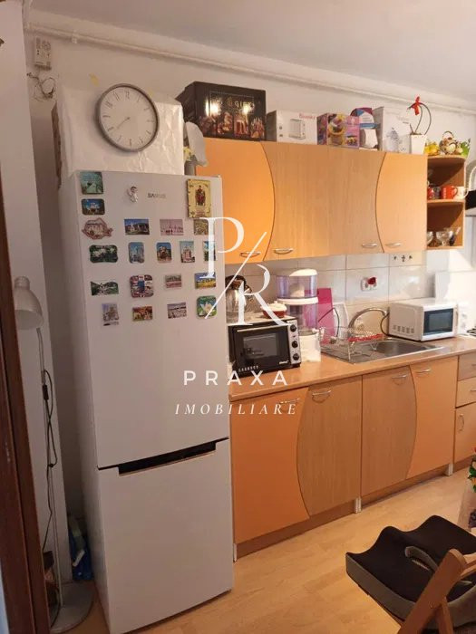OCAZIE! Apartament 1 camera, 35mp, parcare, etaj intermediar, zona Florilor!