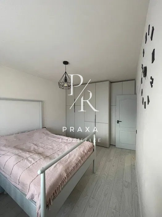 Apartament 2 camere decomanate 56 mp ,mobilat, parcare zona Eroilor, Floresti