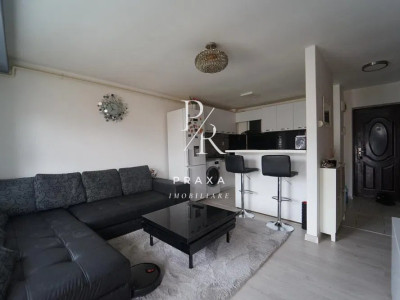 Apartament 2 camere, etaj 1, semidecomandat,finisat, parcare, zona Teilor