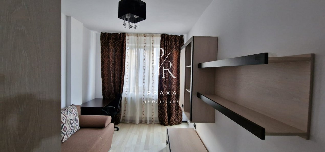 Apartament de Inchirat, 3 camere, 60 mp, garaj la cerere, zona VIVO!