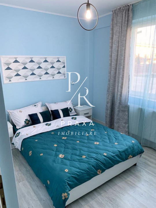 Apartament 3 camere semidecomandat,finisat,balcon, parcare zona Terra
