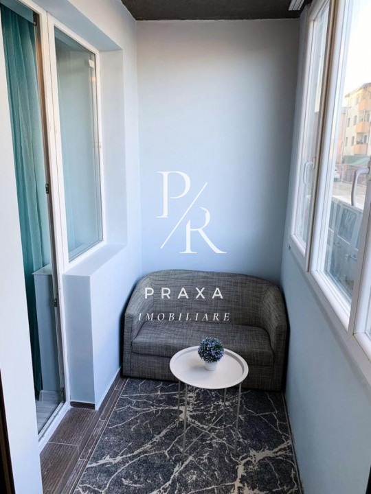 Apartament 3 camere semidecomandat,finisat,balcon, parcare zona Terra