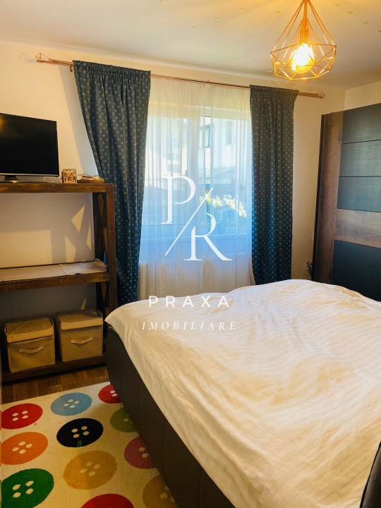 Apartament 2 camere 53 mp,decomandat, parcare, GRADINA 120 mp zona Terra