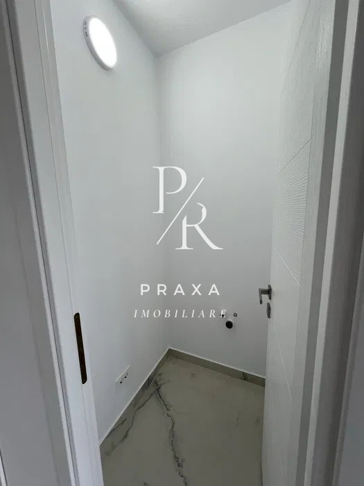 Spatiu comercial, 3 incaperi, 70 mp utili, 90 curte, 3 parcari, zona Terra!