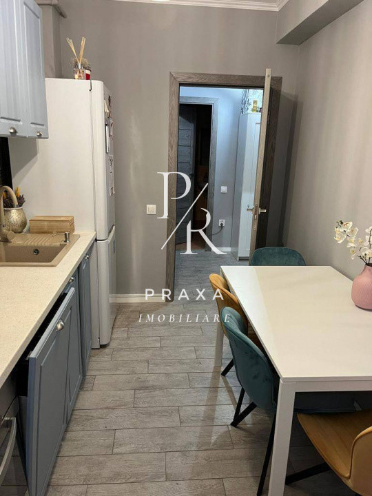 Apartament de inchiriat, 2 camere decomandate, 49 mp, parcare zona Florilor!
