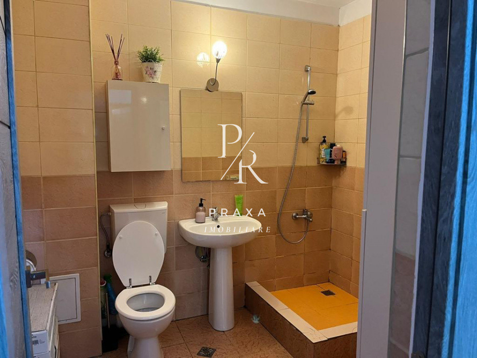 Apartament de inchiriat, 2 camere decomandate, 49 mp, parcare zona Florilor!