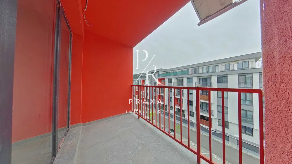 Aparament 3 camere 66 mp,finisat, etaj intermediar, balcon, zona Poligonului