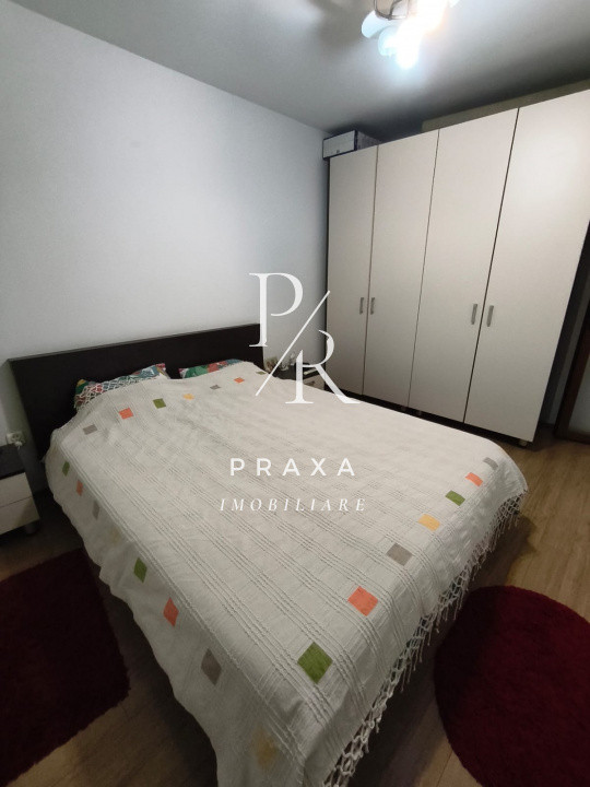 Apartament de 4 camere, 68 mp , gradina de 38 mp, 2 parcari, zona Eroilor! 