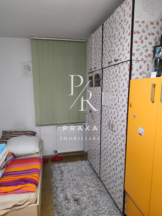 Apartament de 4 camere, 68 mp , gradina de 38 mp, 2 parcari, zona Eroilor! 