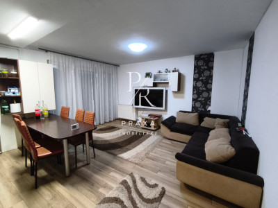 Apartament de 4 camere, 68 mp , gradina de 38 mp, 2 parcari, zona Eroilor! 