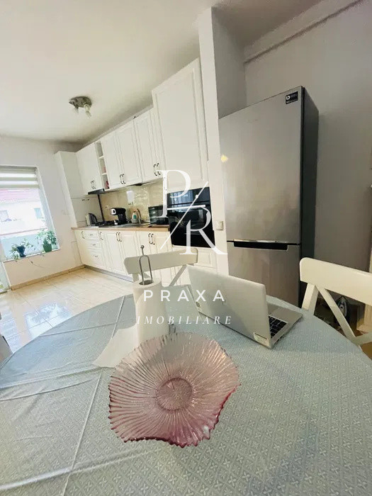Apartament modern 2 camere, mobilat, etaj intermediar, parcare, zona Florilor!