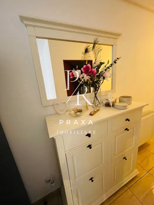 Apartament modern 2 camere, mobilat, etaj intermediar, parcare, zona Florilor!