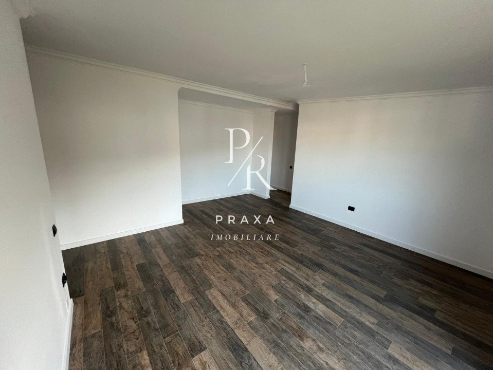 Ap FINISAT 3 camere, 62 mp, 2 bai cu TERASA 50 mp, garaj, Zona centrala!