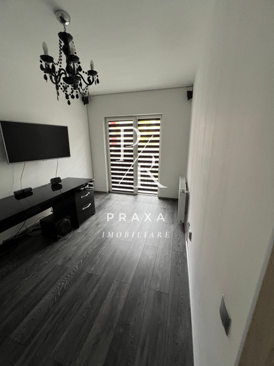 Casa tip duplex cu garaj, ultrafinisata, zona centrala Floresti!