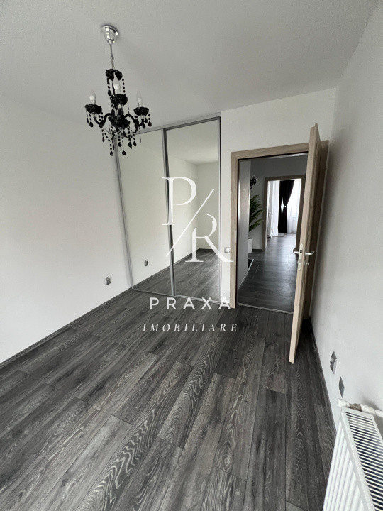 Casa tip duplex cu garaj, ultrafinisata, zona centrala Floresti!