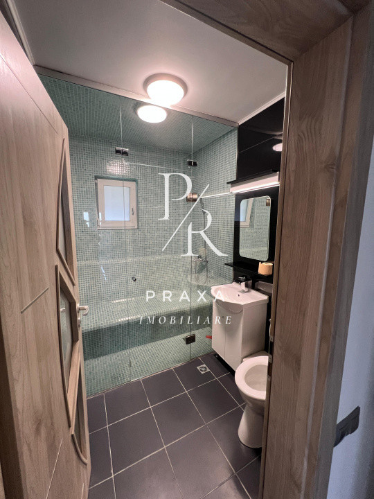 Casa tip duplex cu garaj, ultrafinisata, zona centrala Floresti!