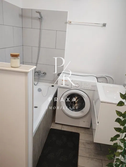Apartament 2 camere, 38 mp, MODERN, GARAJ, et intermediar, zona Terra!