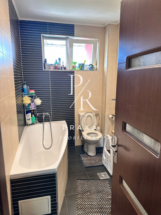 Apartament 3 camere 66 mp, mobilat, balcon,etaj inermediar, zona Eroilor