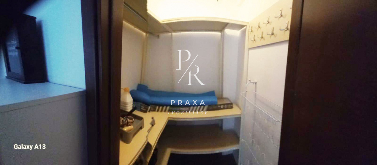Apartament 3 camere 66 mp, mobilat, balcon,etaj inermediar, zona Eroilor