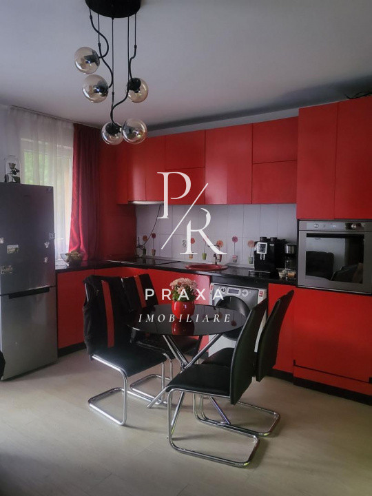 Aparament 3 camere 61 mp,mobilat, parcare, gradina 120 mp zona Eroilor