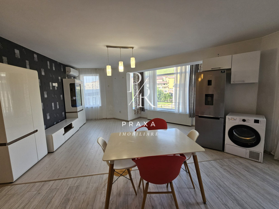 Apartament 3 camere, 70 mp, mobilat, parcare, Zona Eroilor, Floresti!