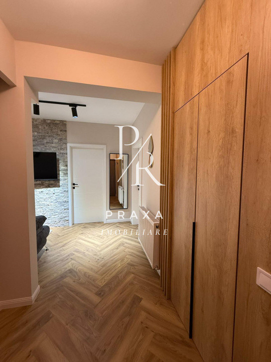 Apartament 3 camere, 52 mp, gradina, parcare sau garaj optional, zona Terra!
