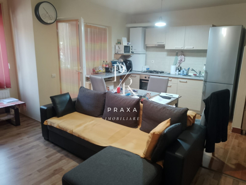 Apartament 3 camere, 58mp, mobilat utilat, parcare, zona Terra - Sesul de Sus!