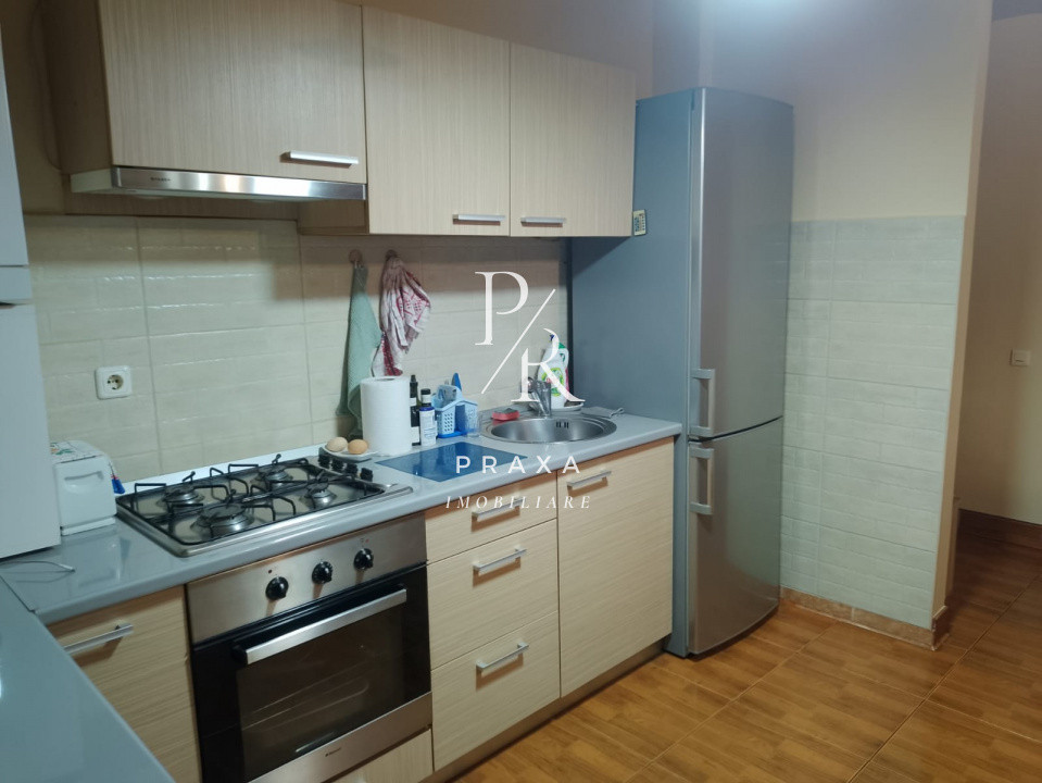 Apartament 3 camere, 58mp, mobilat utilat, parcare, zona Terra - Sesul de Sus!