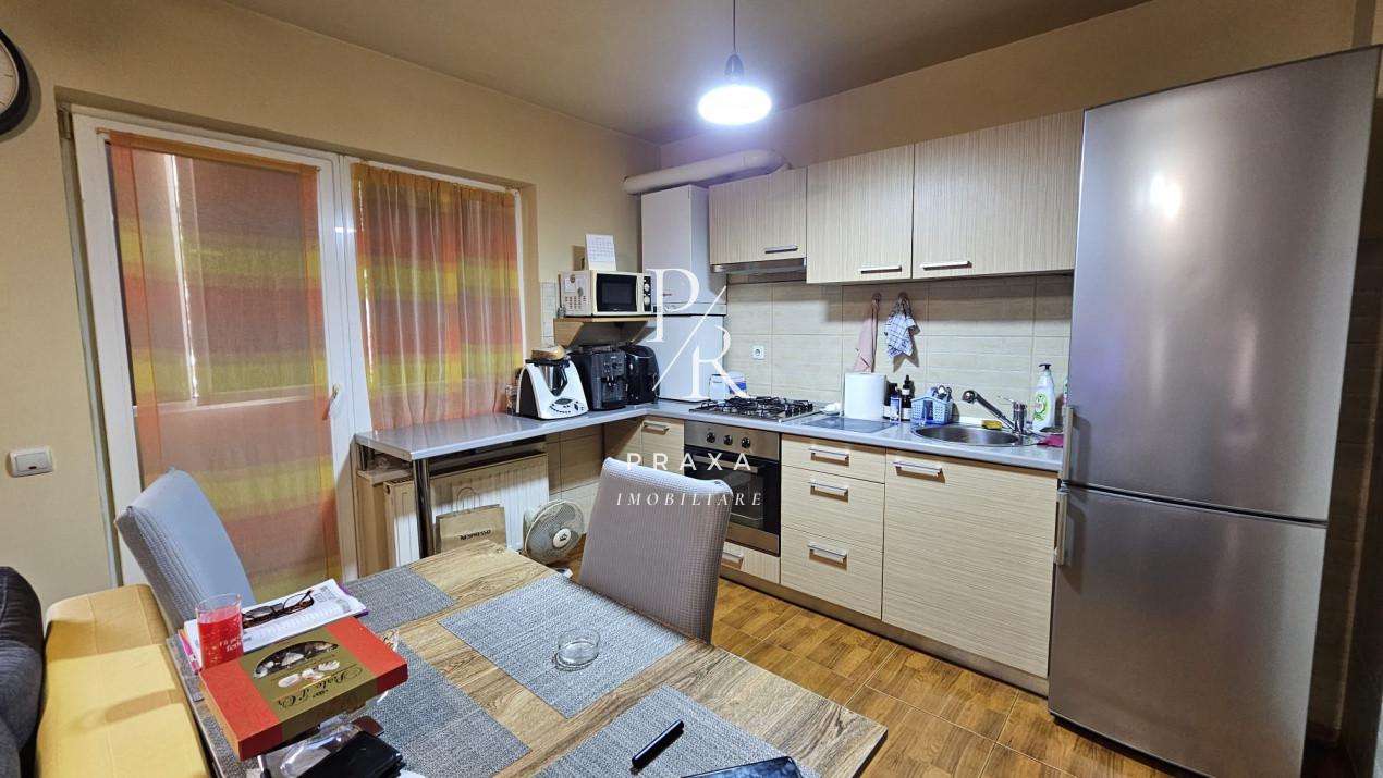 Apartament 3 camere, 58mp, mobilat utilat, parcare, zona Terra - Sesul de Sus!