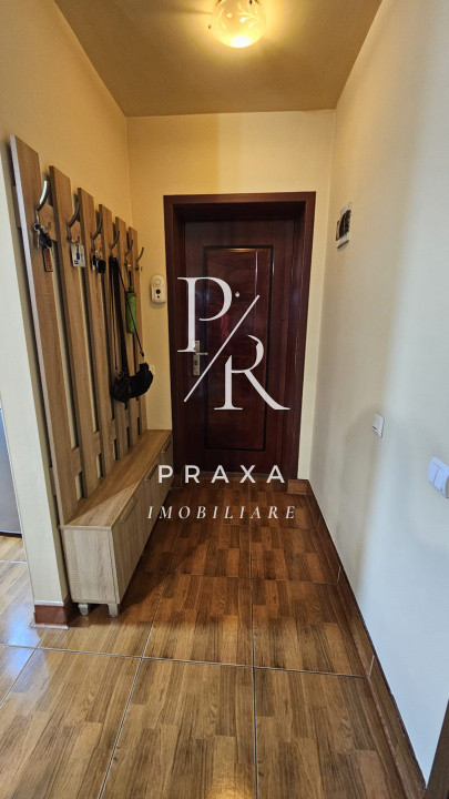 Apartament 3 camere, 58mp, mobilat utilat, parcare, zona Terra - Sesul de Sus!