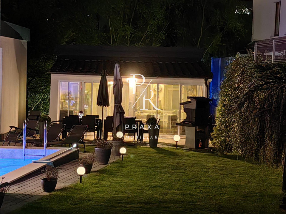 Casa, 175 mp, 1000 mp curte, 4 parcari, piscina, garaj, panouri solare,Floresti!