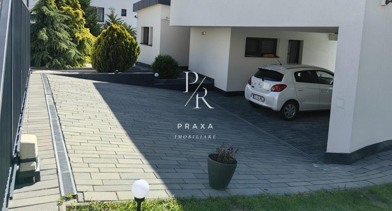 Casa, 175 mp, 1000 mp curte, 4 parcari, piscina, garaj, panouri solare,Floresti!