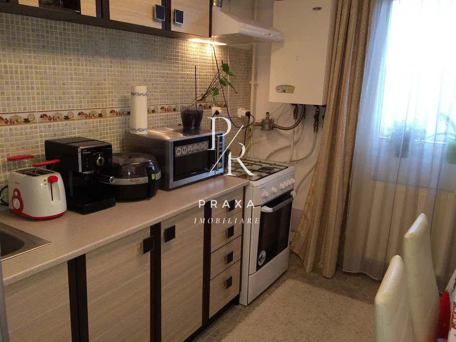 Apartament 2 camere, decomandat, mobilat utilat, 57mp, parcare, zona Terra!