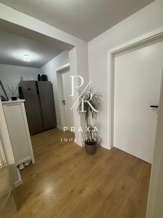 Apartament 3 camere, finisat, mobilat, modern, terasa generoasa, zona Cetatii
