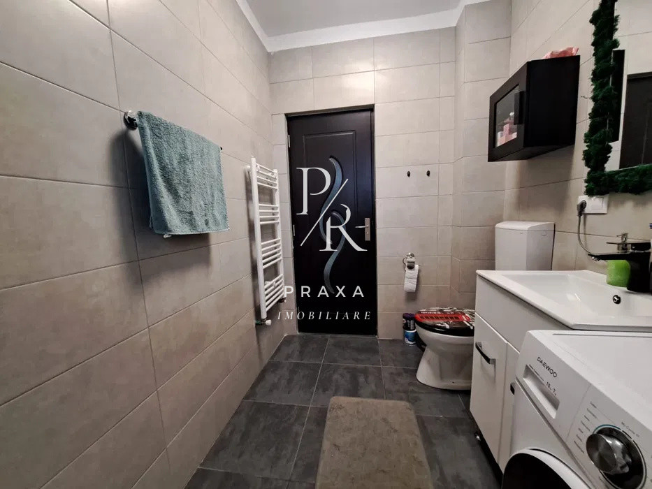 Apartament 2 camere, 41 mp, etaj intermediar, lift, zona Cetatii!