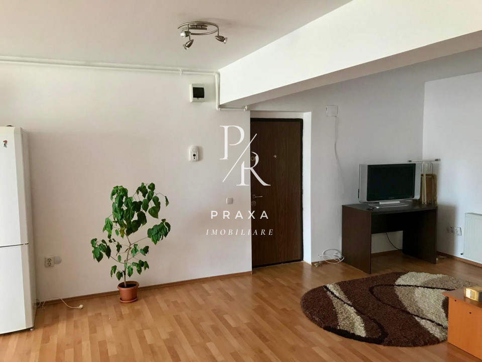 Apartament 2 camere, semidecomandat 59 mp utili, balcon, zona Florilor