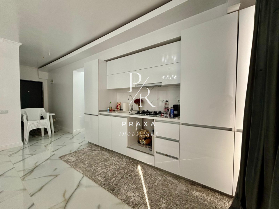 Apartament de vanzare 3 camere modern pe Eroilor!