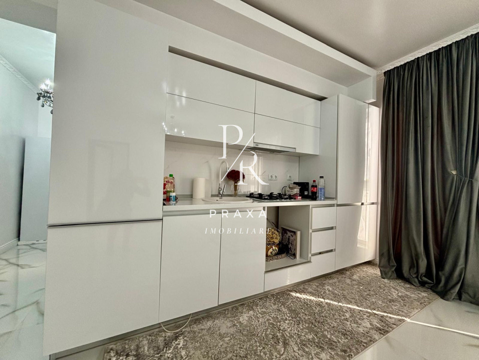 Apartament de vanzare 3 camere modern pe Eroilor!
