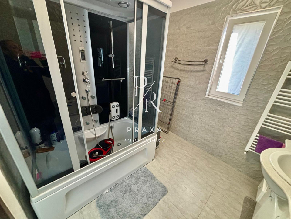 Apartament de vanzare 3 camere modern pe Eroilor!