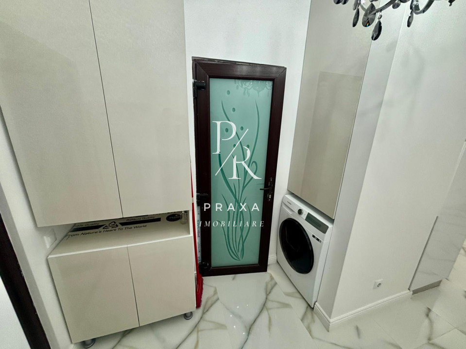 Apartament de vanzare 3 camere modern pe Eroilor!