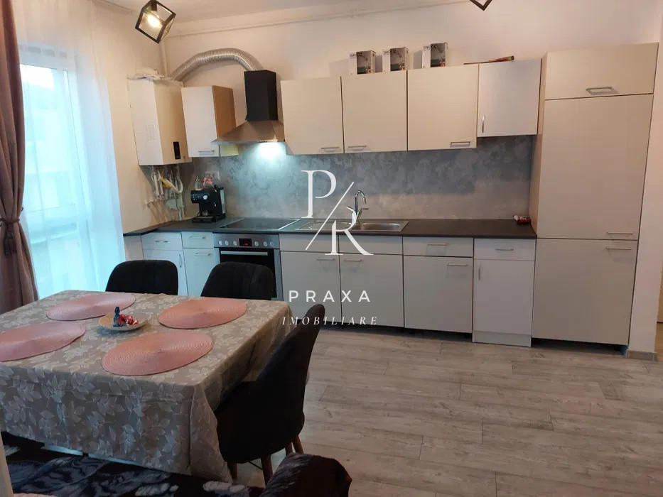 Apartament 2 camere, mobilat, utilat, balcon, parcare, zona Porii 