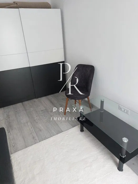 Apartament 2 camere, mobilat, utilat, balcon, parcare, zona Porii 